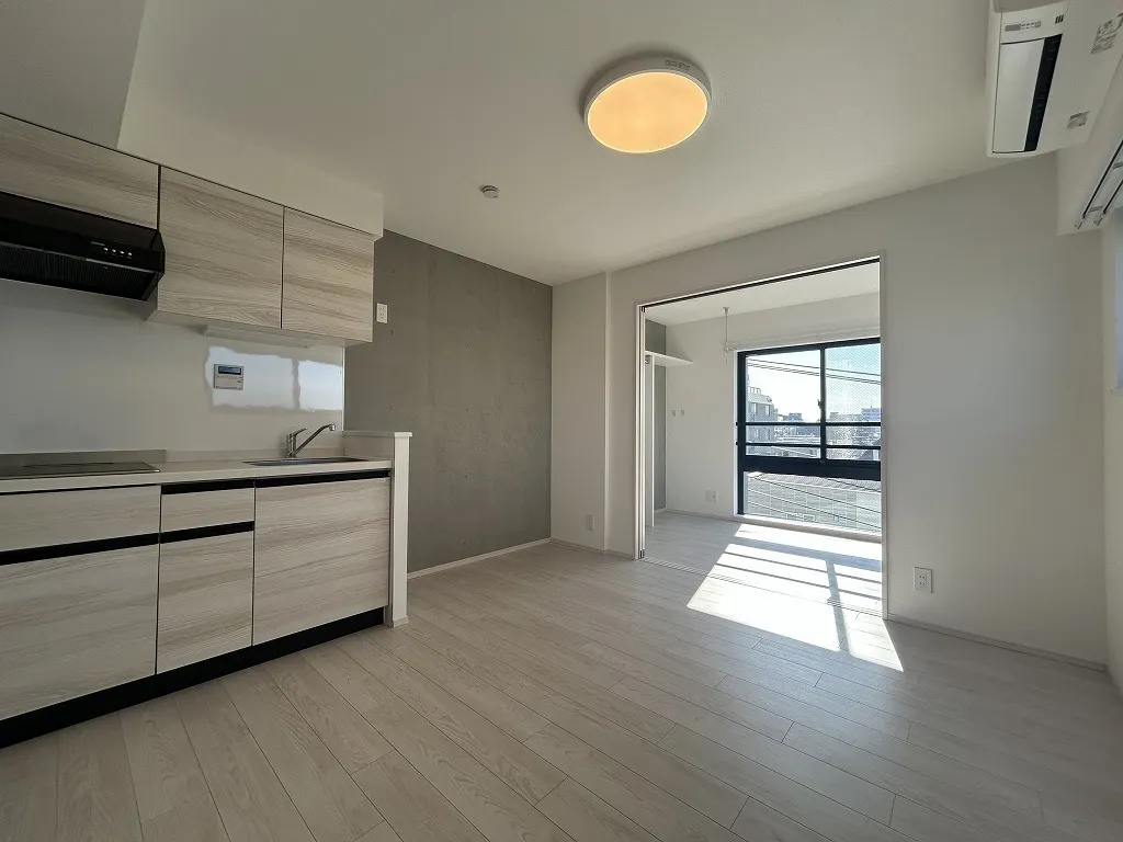 LiveFlat Magome - Interior - ["Apartment", "Floor", "Wood flooring"]