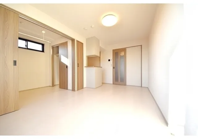 Glorio Shelt Senkawa - Interior - ["Flooring", "Floor", "Wood"]