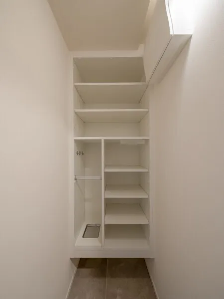 Brillia Ist Asakusa - Interior - ["Wall", "Wood", "Flooring"]