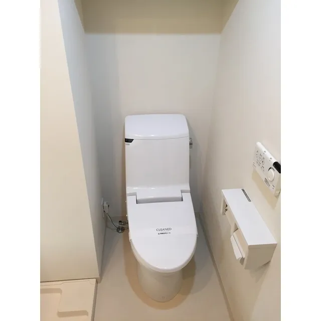 Prospect Nishi Sugamo - Interior - ["Toilet", "Toilet seat", "Property"]