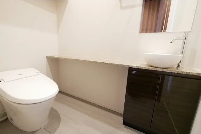Comforia Shinjuku East Side Tower - Interior - ["Brown", "Property", "Cabinetry"]