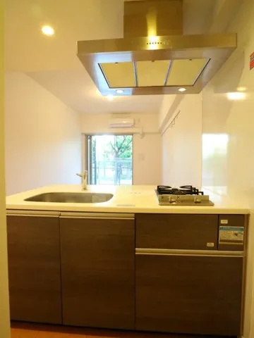 Prime Urban Gakugei Daigaku Park Front - Interior - ["Plumbing fixture", "Flooring", "Sink"]