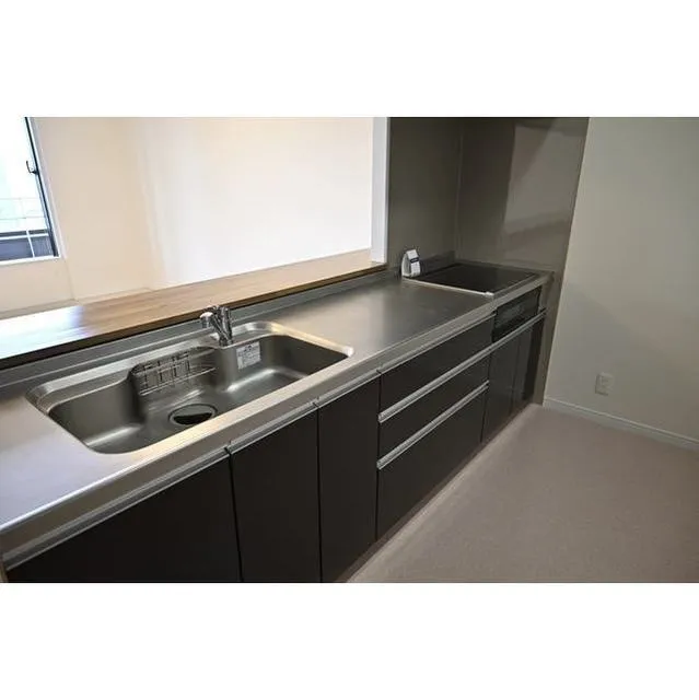 Shibuya Property Tower - Interior - ["Tap", "Kitchen sink", "Cabinetry"]
