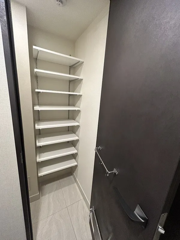 Blanchiesta Kiba - Interior - ["Flooring", "Floor", "Shelving"]