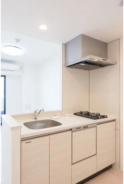 Comforia Liv Toyosu Canal - Interior - ["Kitchen", "Countertop", "Flooring"]