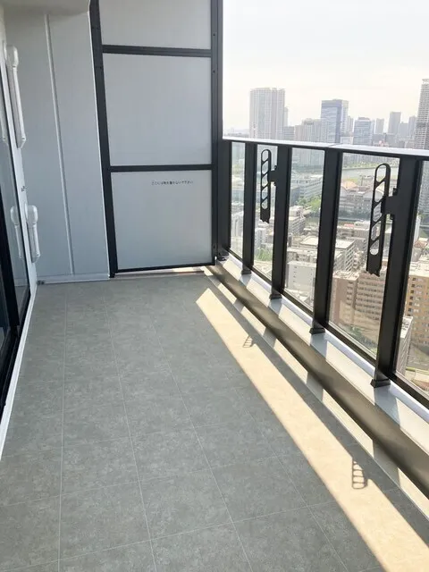 Grand City Tower Tsukishima - Interior - ["Floor", "Flooring", "Composite material"]
