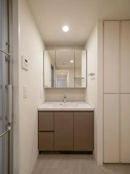 Brillia Ist Asakusa - Interior - ["Flooring", "Floor", "Interior design"]