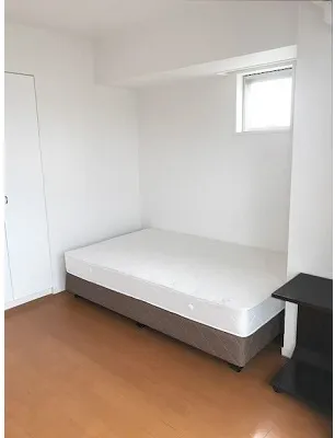 Plaz Tower Higashi Shinjuku Building - Interior - ["Floor", "Bedroom", "Flooring"]
