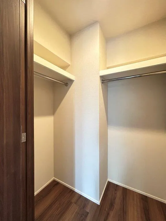 Doue Waseda - Interior - ["Flooring", "Wood", "Floor"]
