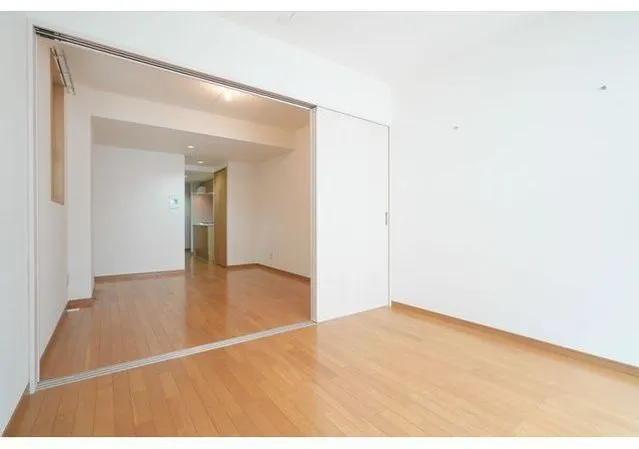 Rivere Kudan Minami - Interior - ["Flooring", "Floor", "Wood flooring"]