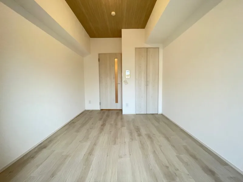 Residia Kiba - Interior - ["Flooring", "Floor", "Wood flooring"]