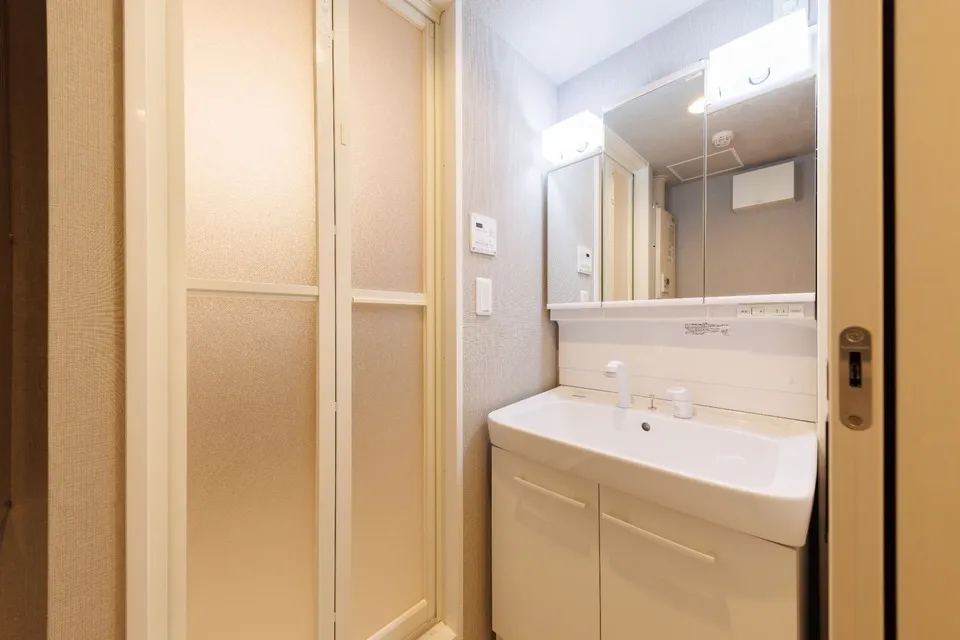 Hmlet Nishi-Shinjuku - Interior - ["Flooring", "Floor", "Interior design"]