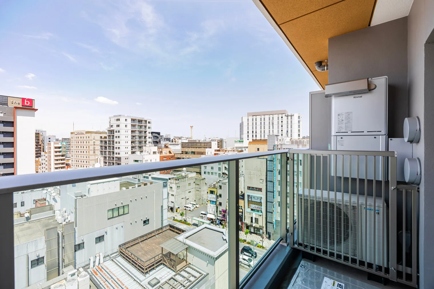 Brilia ist Asakusa - Exterior - []