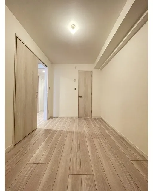 Comforia Liv Bunkyo Gokokuji - Interior - ["Flooring", "Wood flooring", "Floor"]