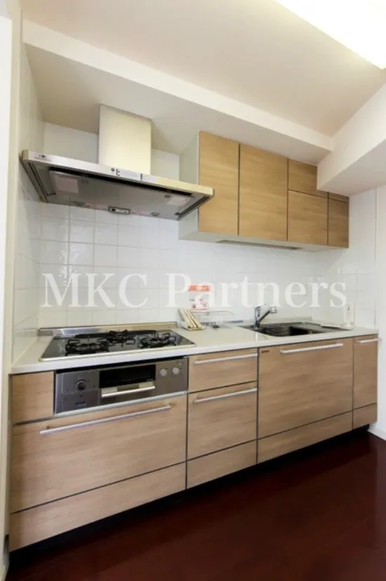HF Shirokane Takanawa Residence - Interior - ["Cabinetry", "Countertop", "Building"]