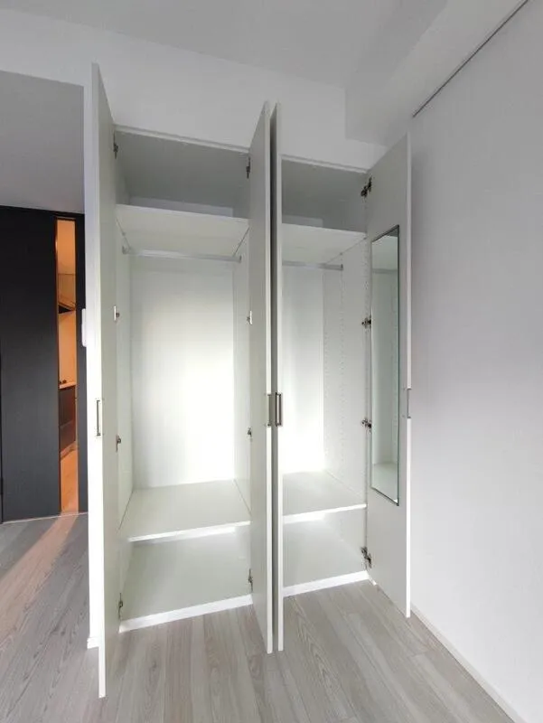 Cross Residence Takadanobaba - Interior - ["Wood", "Flooring", "Floor"]