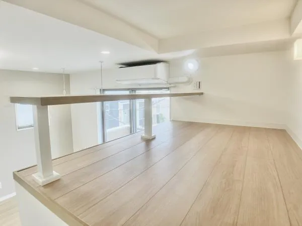 KOMFORTA Shin-Nakano - Interior - ["Building", "Wood", "Interior design"]