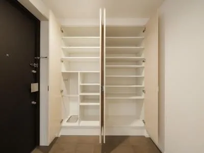 Opus Residence Ebisu - Interior - ["Flooring", "Wood", "Floor"]