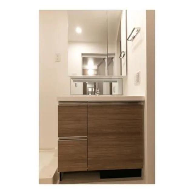 Cypress Nihonbashi Honcho - Interior - ["Furniture", "Drawer", "Property"]