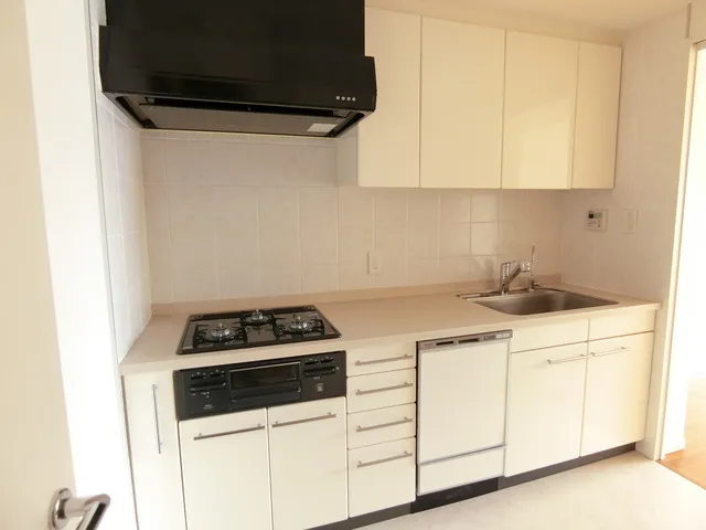 MFPR Court Daikanyama - Interior - ["Kitchen Appliance", "Kitchen", "Countertop"]