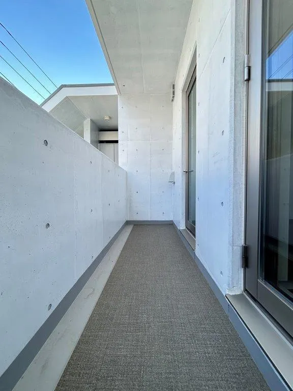 Belle Maison Nakamurabashi South - Interior - ["Grey", "Concrete", "Daylighting"]