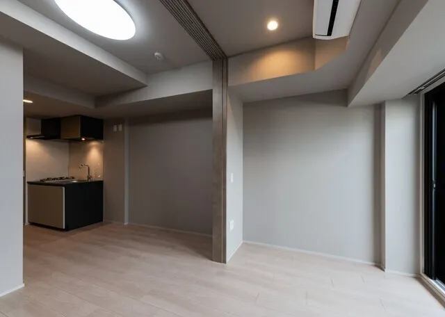 The Lions Forcia Kamata - Interior - ["Flooring", "Floor", "Ceiling"]