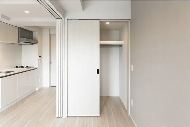 Azur Terrace Meguro Yakumo - Interior - ["Building", "Cabinetry", "Rectangle"]
