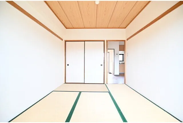 Seeds Residence Eifukucho Palace - Interior - ["Flooring", "Wood", "Floor"]