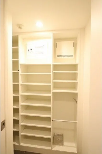 JP Noie Ebisu West - Interior - ["Shelving", "Shelf", "Wood"]