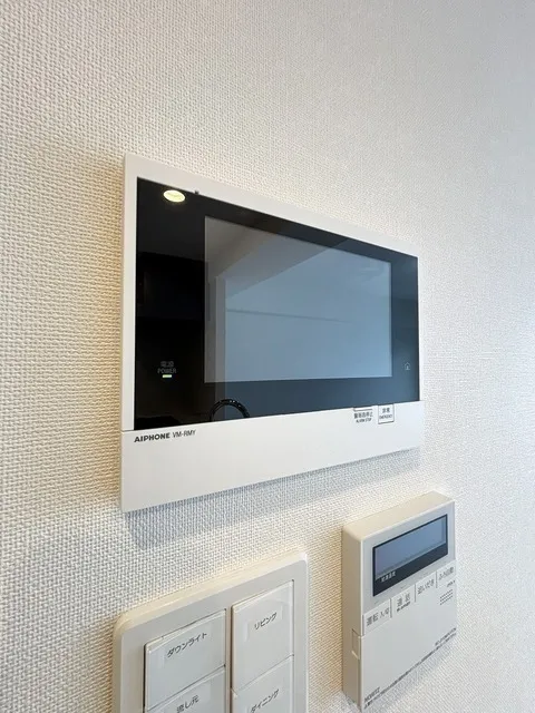 Comforia Liv Nagafukucho - Interior - ["Electronic device", "Display device", "Technology"]