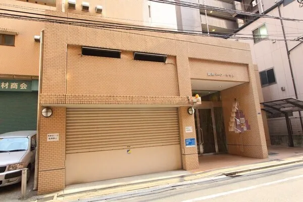 Kinshi Park Yamato - Exterior - ["Door", "Sidewalk", "Home Door"]