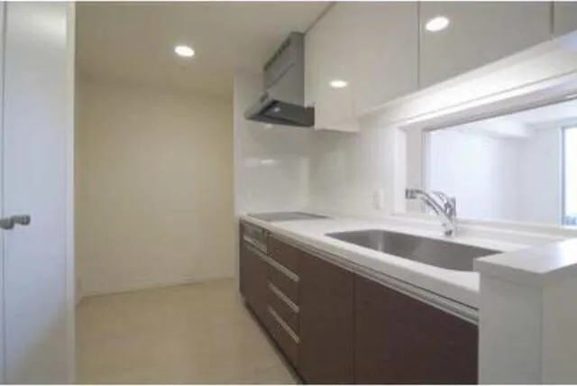 The Tokyo Towers Midtower - Interior - ["Property", "Room", "Furniture"]