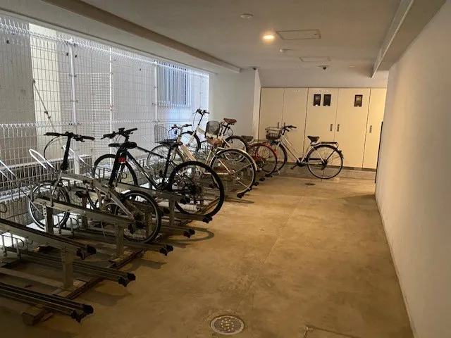 Proud Flat Mitsukoshimae - Other - ["Bicycle", "Wheel", "Tire"]