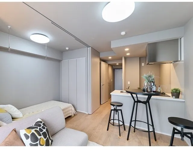 Baus Flats Kuramae - Interior - ["Furniture", "Interior design", "Flooring"]