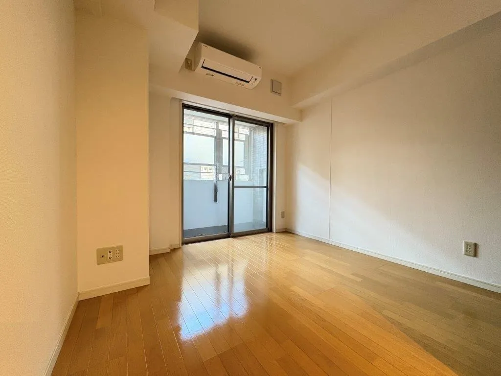 HF Meidaimae Residence - Interior - ["Flooring", "Floor", "Wood flooring"]