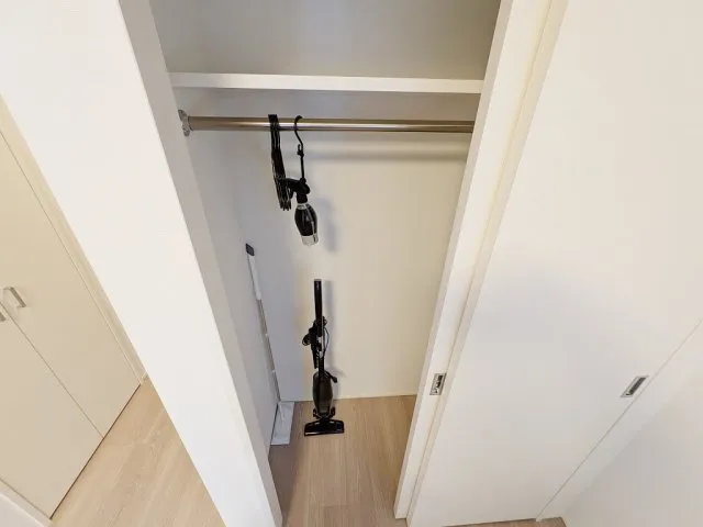 Toggle Otsuka Lerion - Interior - ["Wood", "Flooring", "Floor"]