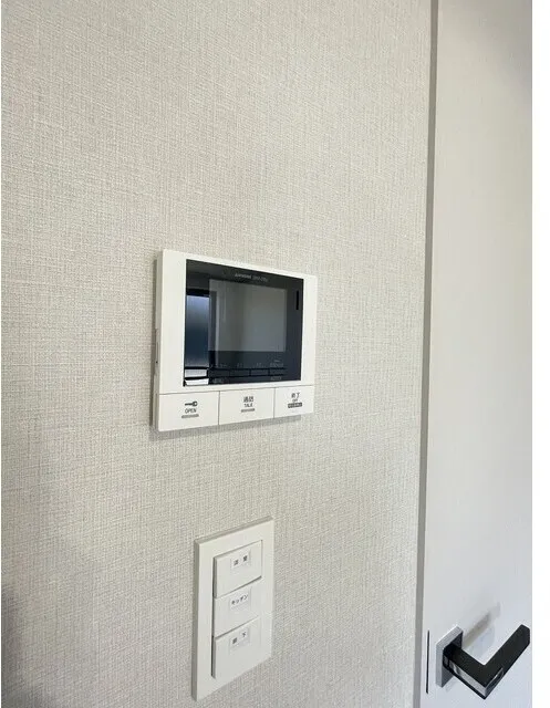 Well Square Yawata-Yama - Interior - ["Electronic device", "Technology", "Electronics"]