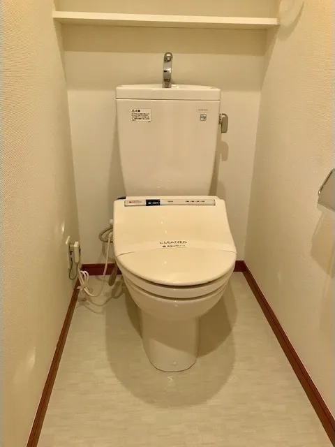 Rivere Ikebukuro - Interior - ["Plumbing fixture", "Floor", "Property"]
