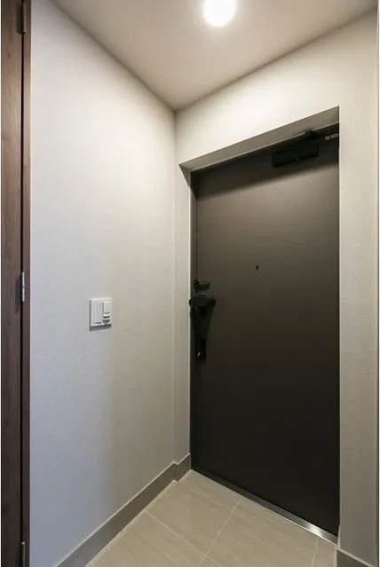 Tokyo Port City Takeshiba Residence Tower - Interior - ["Flooring", "Floor", "Ceiling"]