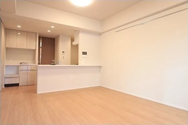 Comforia Takinogawa - Interior - ["Wood", "Rectangle", "Hall"]