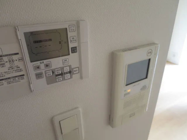 Acty Tonaka Dori - Interior - ["Gas", "Machine", "Electronic device"]