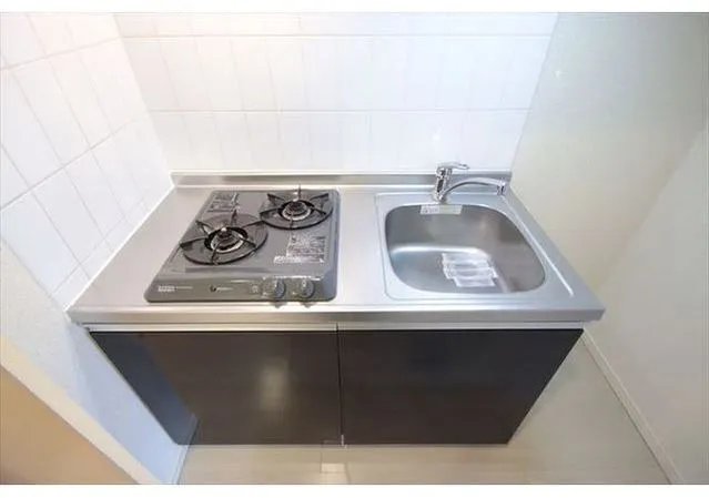 Aperto Nishi Shinjuku - Interior - ["Kitchen Sink", "Kitchen", "Major appliance"]