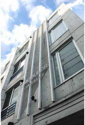 MODULOR Hakusan II - Exterior - ["Composite material", "Glass", "Metal"]