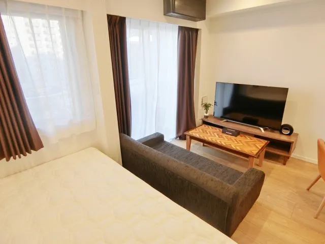 Seaform Higashi-Shinjuku II - Interior - ["Interior design", "Flooring", "Furniture"]