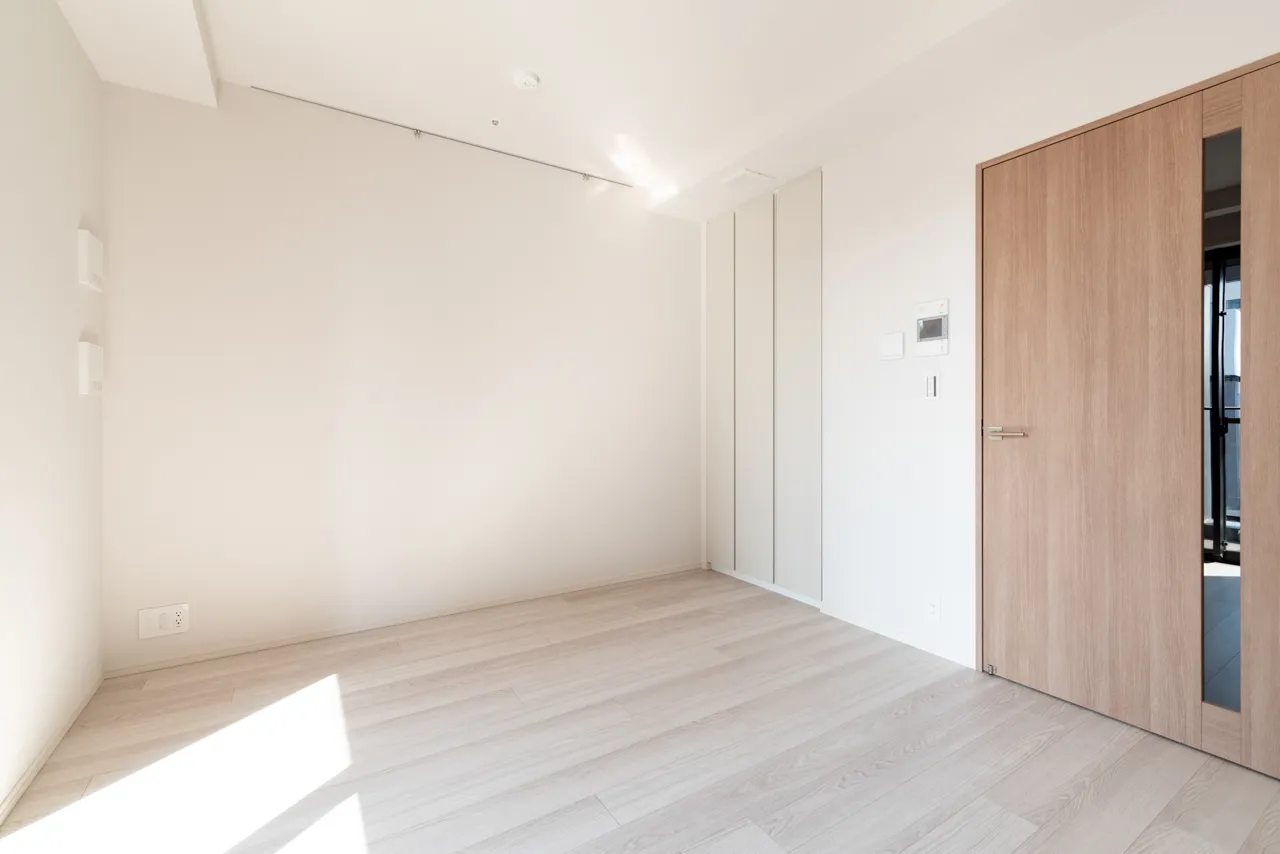 Nakano Station Residence - Interior - ["Flooring", "Wood flooring", "Floor"]