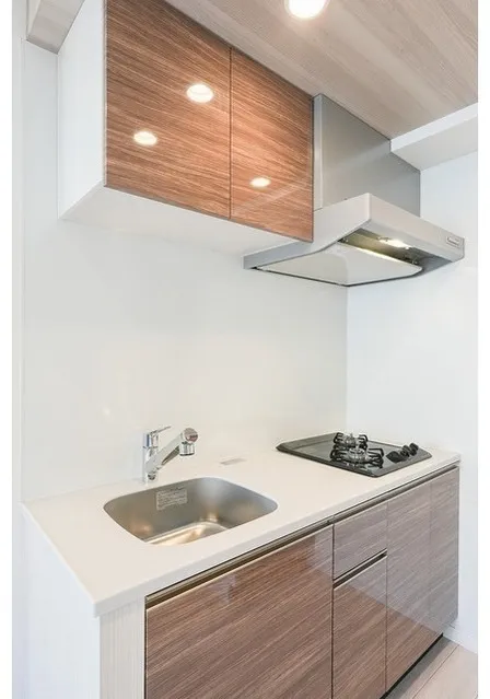 Comforia Liv Bunkyo Gokokuji - Interior - ["Cabinetry", "Plumbing fixture", "Wood flooring"]
