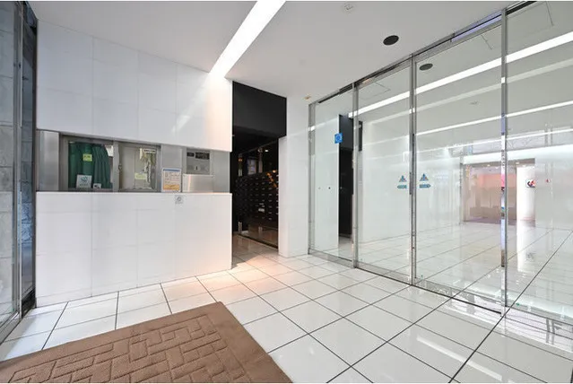 Gala Place Shinjuku Gyoen - Exterior - ["Flooring", "Floor", "Interior design"]