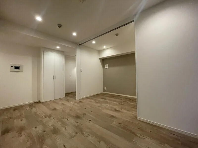 BluRock Ginza East - Interior - ["Flooring", "Floor", "Wood"]