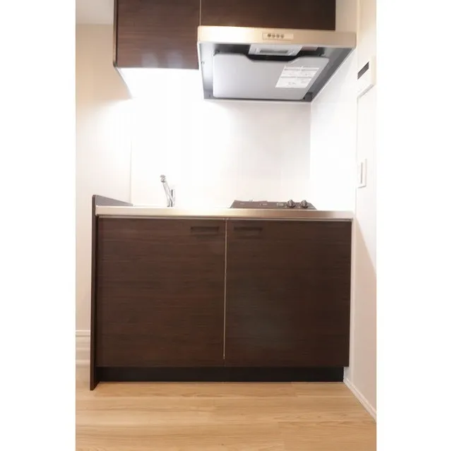 Globel The Cress Oshiage - Interior - ["Brown", "Cabinetry", "Countertop"]