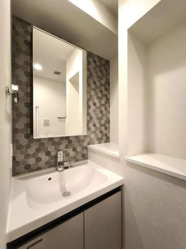 Prime Garden Akatsuka - Interior - ["Wall", "Flooring", "Interior design"]